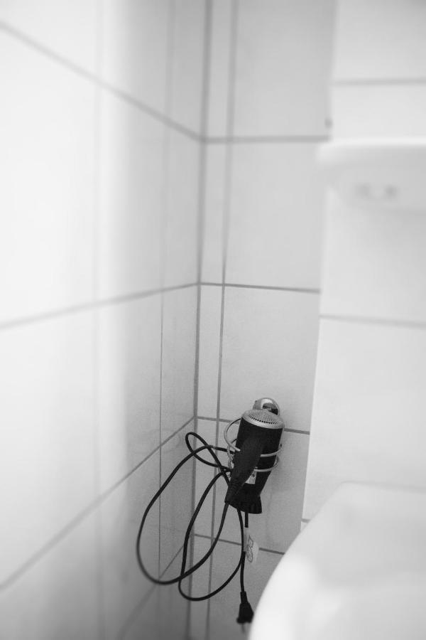 Griffn Properties Flora エッセン エクステリア 写真